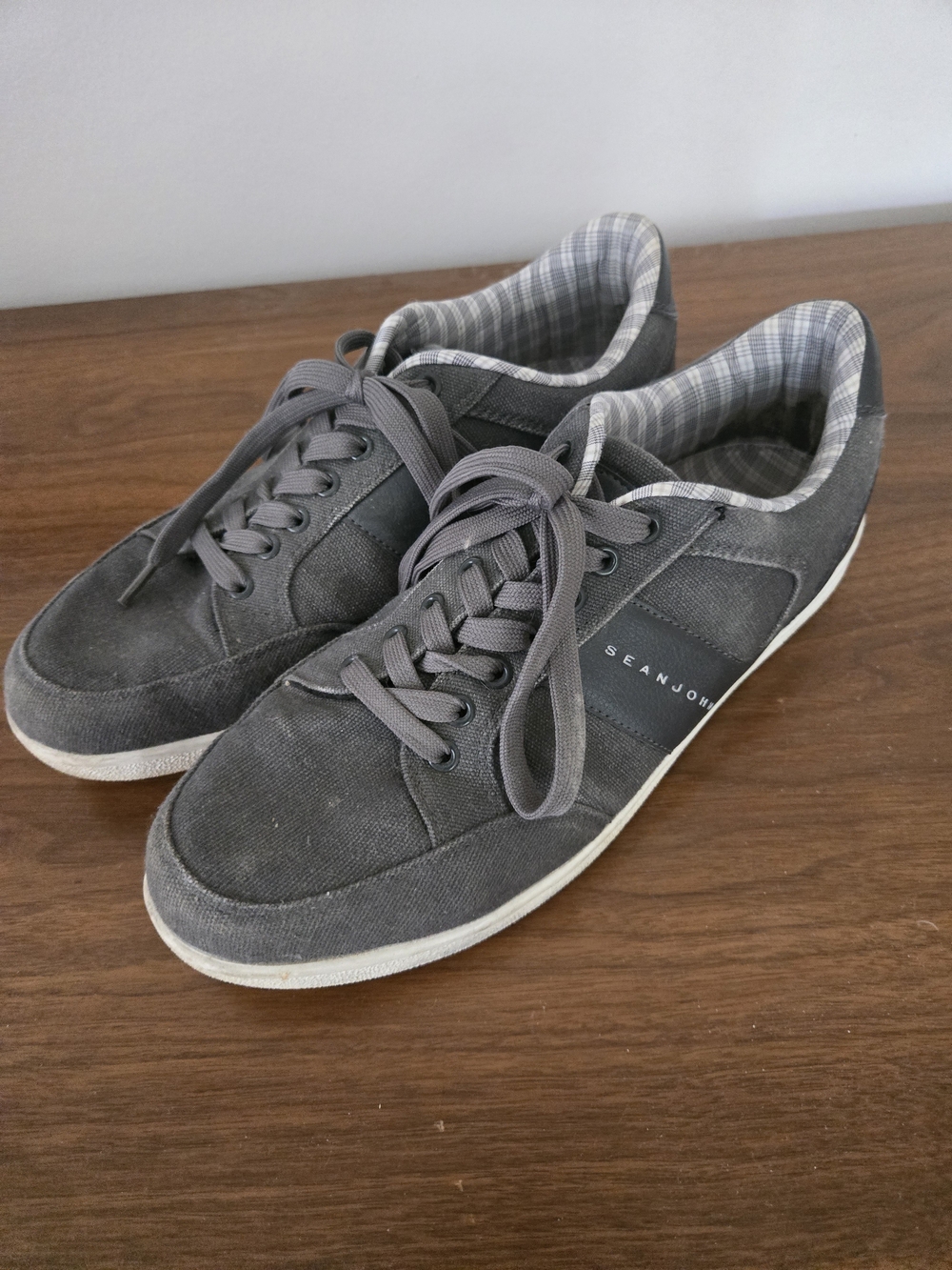 Sean John Men's Charcoal Canvas Lace-Up Sneakers